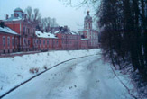 Al monastero di Aleksandr Nevsky a San Pietroburgo